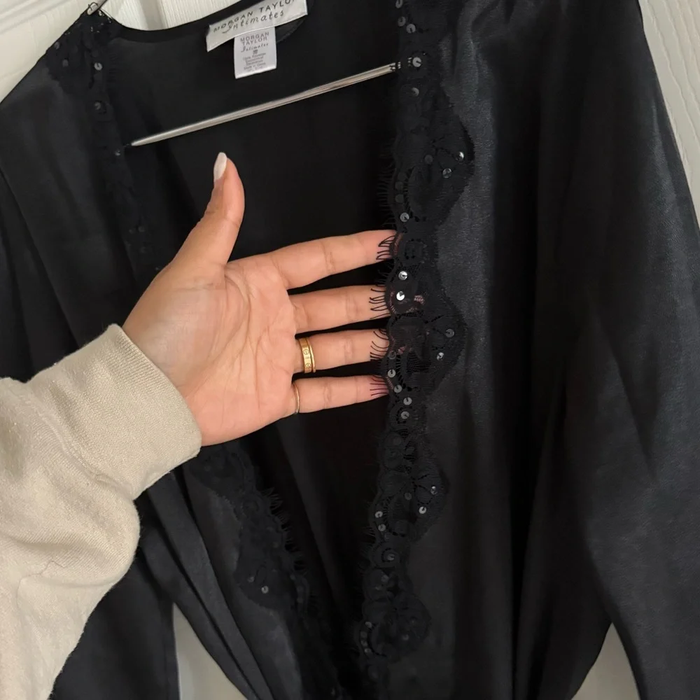 Vintage Black Satin & Lace Robe - Picture 3 of 5